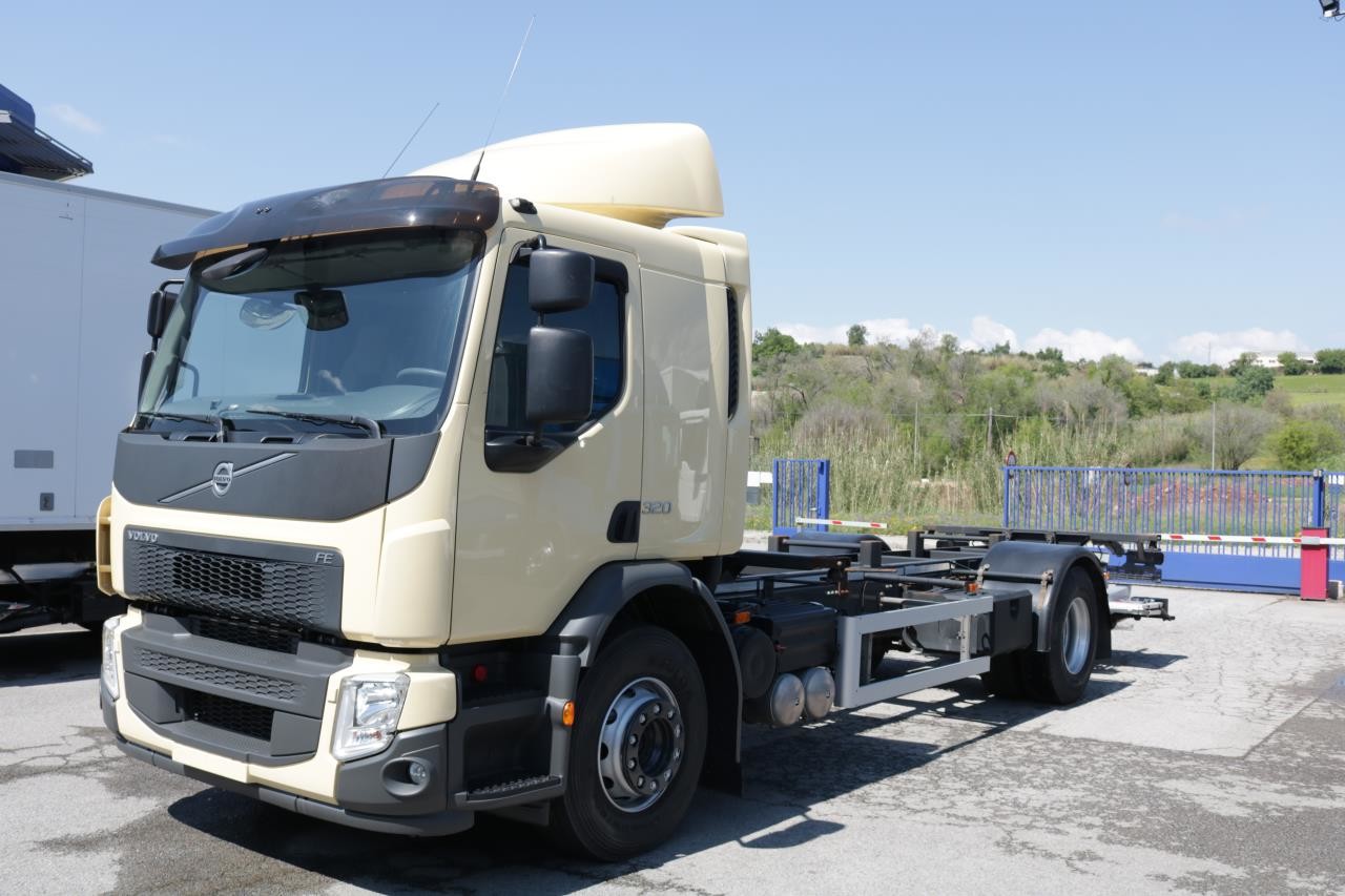 VOLVO FE320.18 E6 (Bdf) RABERT TRUCKS